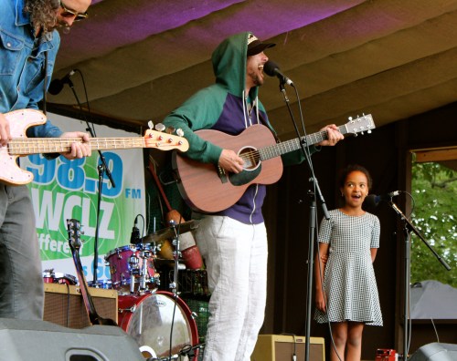 "I Like It Low" featuring Connie